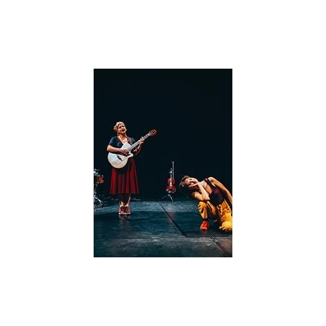 PASSEPORT JEUNESSE Trois petits pas